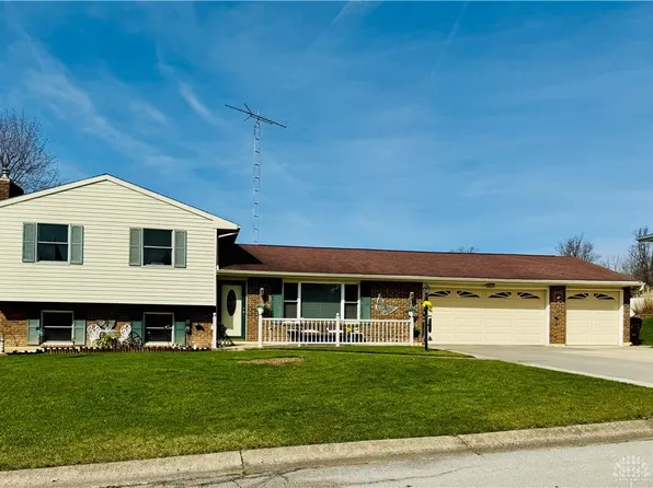 1254 Howard Dr, Greenville, OH 45331