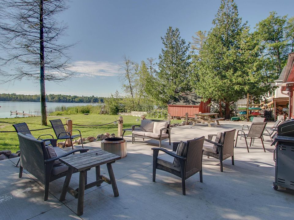 10329 Wildwood Rd, Interlochen, MI 49643 Zillow