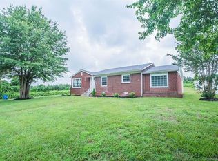 1202 S Broadway St, Forest City, NC 28043
