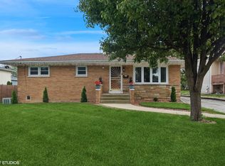 556 W 15th St, Chicago Heights, IL 60411