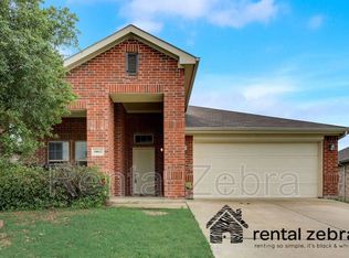 10013 Legacy Dr, Fort Worth, TX 76108