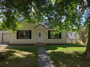 136 G St SW, Ephrata, WA 98823