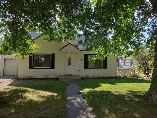 136 G St SW