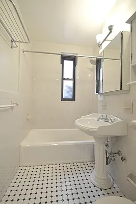 Rented by Maz Group NY | media 14