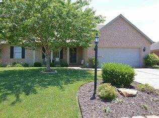 9333 Hartwell Dr, Evansville, IN 47725