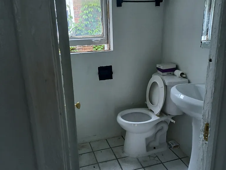7711 S East End Ave #3 — Photo 4