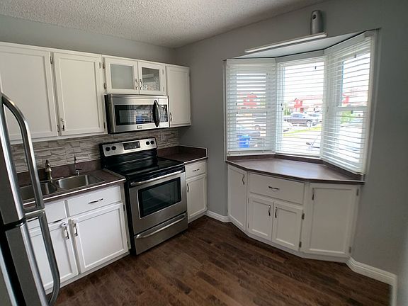 2nd image of 153A Dickins Dr