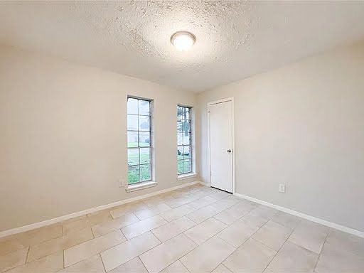 5th image of 23111 Pennsgrove Rd