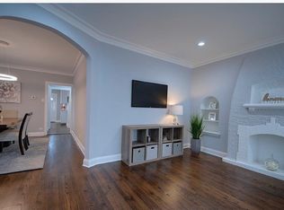 5748 N Spaulding Ave #2, Chicago, IL 60659