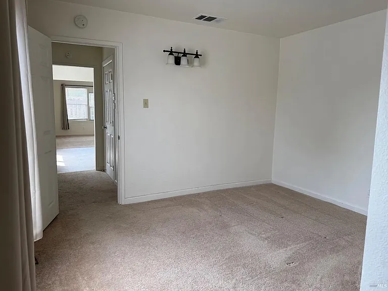 366 Brown St #B — Photo 5