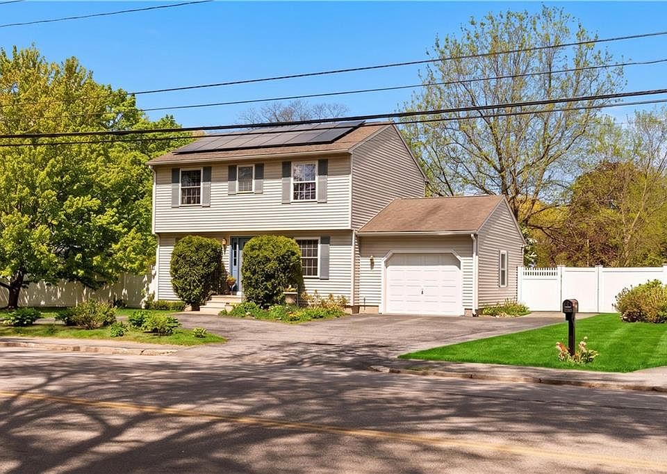 1st image of 591 Sandy Ln