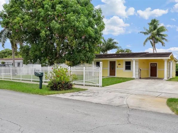 19674 NW 49th Ct, Opa Locka, FL 33055