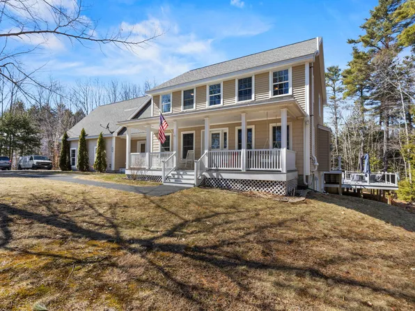 7 ROMAN WOODS Way, Gray, ME 04039