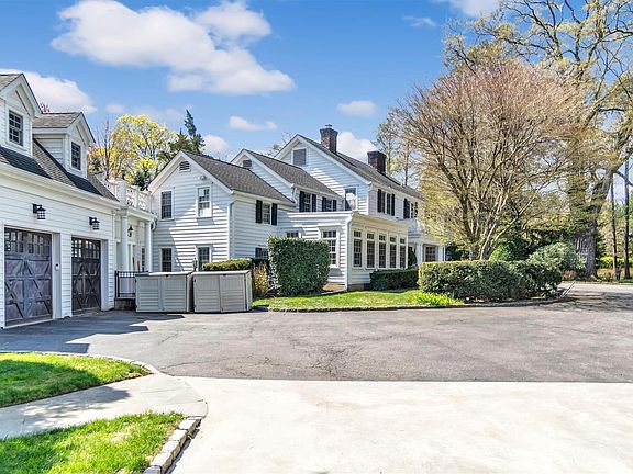 2nd image of 35 Hoaglands Lane