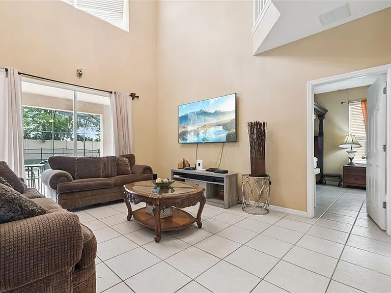 1162 Solana Cir — Photo 28