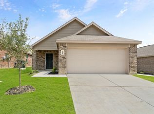 3900 Kings Dr, Ennis, TX 75119