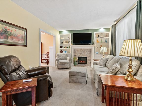 5th image of 2308 Beaufort Ave