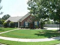 1st image of 118 Garden Brook Dr