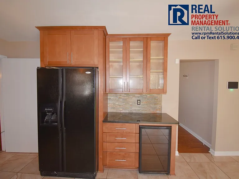 922 Kay St — Photo 6