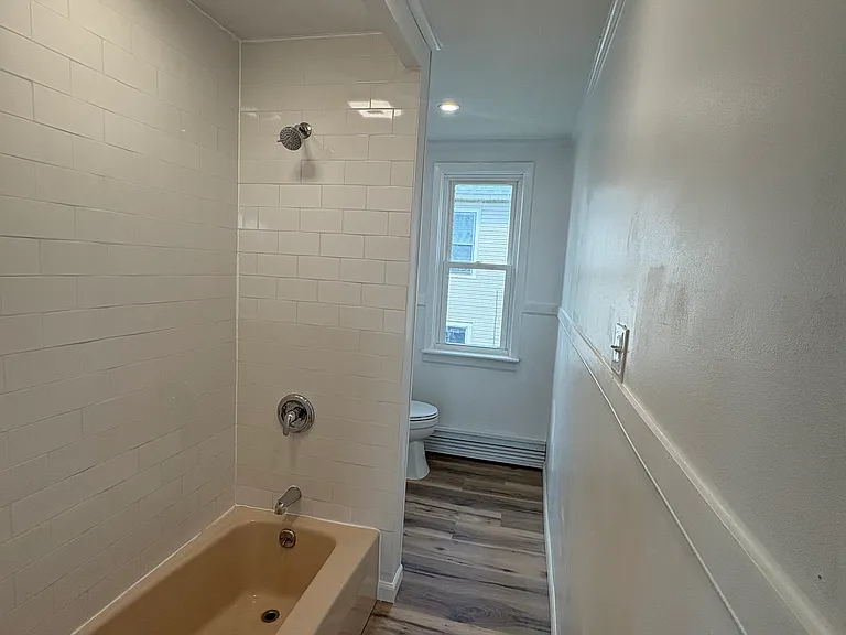 225-227 Brookside Ave — Photo 5