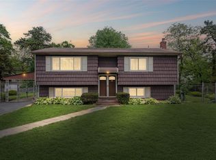 75 S 32nd St, Wyandanch, NY 11798