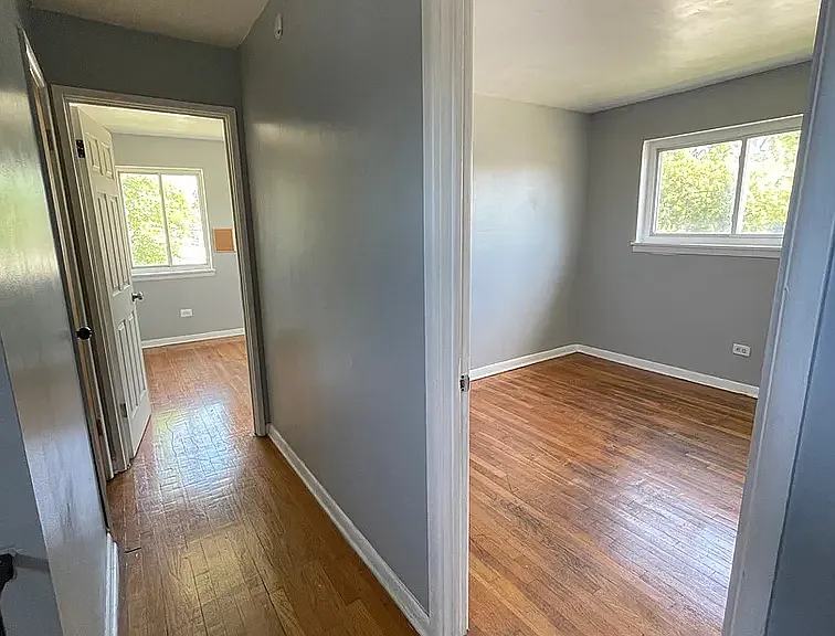 9258 S Parnell Ave — Photo 17