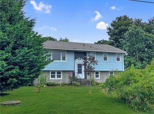 37 Marion Dr, Charlestown, RI 02813