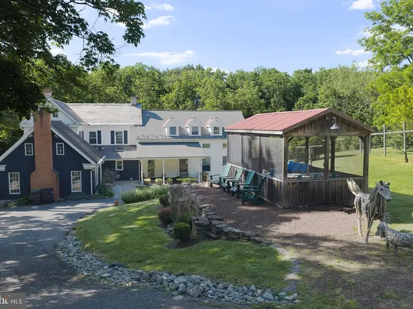 169 Warsaw Rd, Frenchtown, NJ 08825