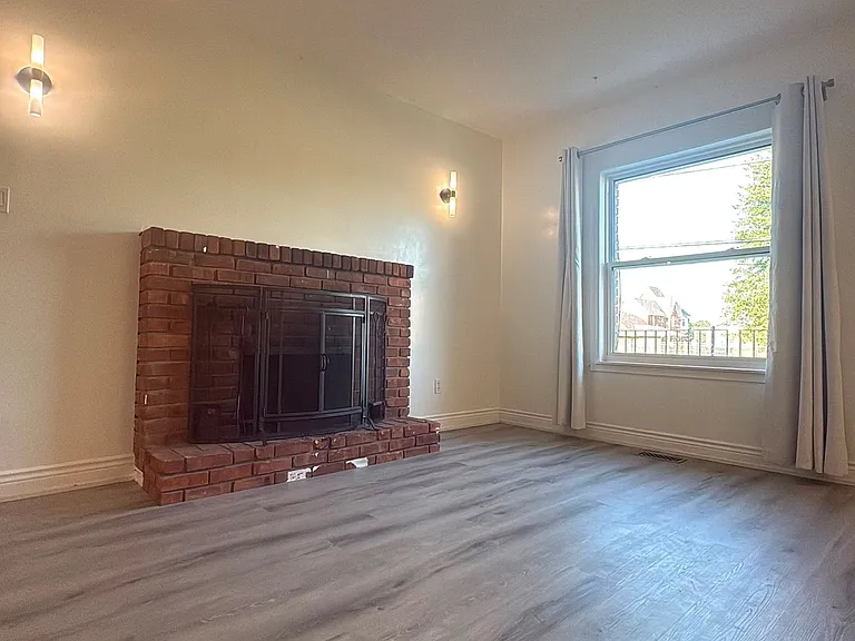 4687 1st Ave #2 — Photo 5