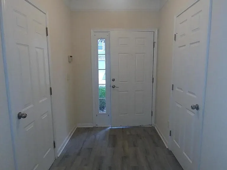 4847 Parkhurst Pl — Photo 3