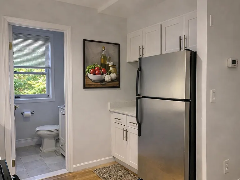 409 Adams St #5 — Photo 4