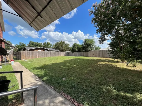 1105A N Cuernavaca Dr, Austin, TX 78733