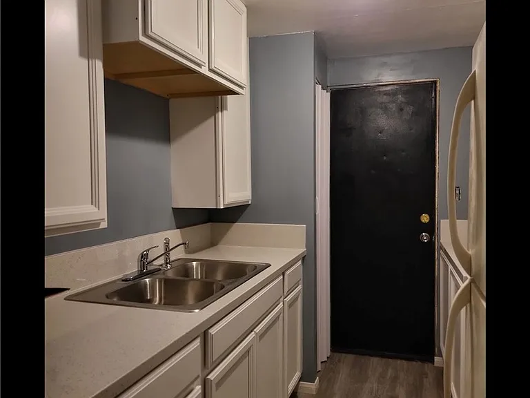 1417 Manzanita Way #1419 — Photo 3