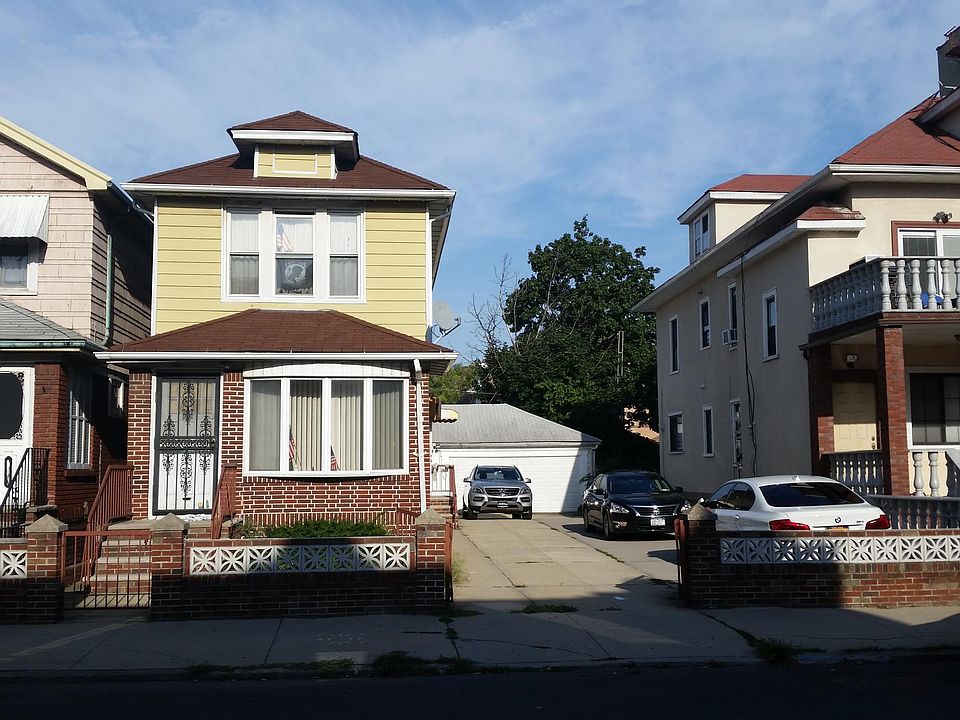 2nd image of 1581 W 3rd St