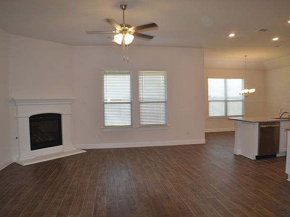 3rd image of 6105 Cheshire St