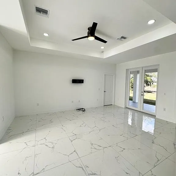 325 Paulcrest Ave — Photo 4