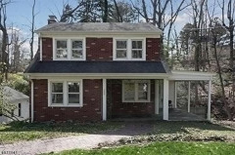 1st image of 300 Glen Ave
