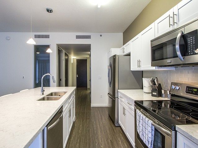 1st image of 1 W Broadway Blvd #504