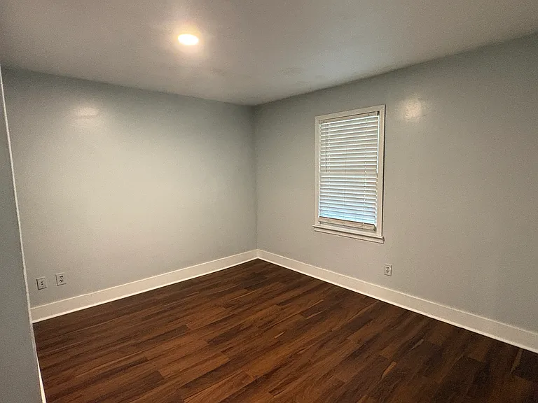 64 Shady Ln #B — Photo 12