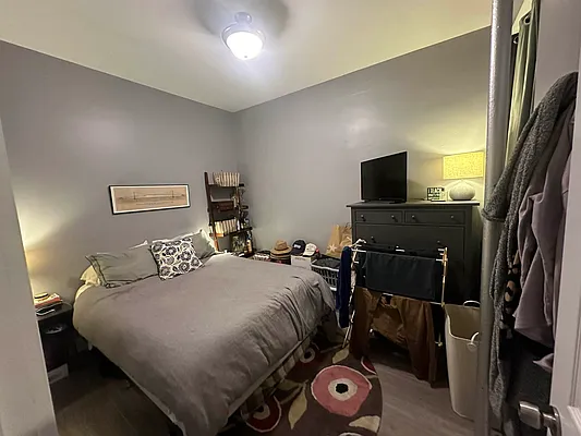 Rented by R New York | media 4