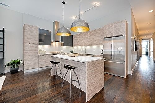 2nd image of 40 N Carpenter St #4N