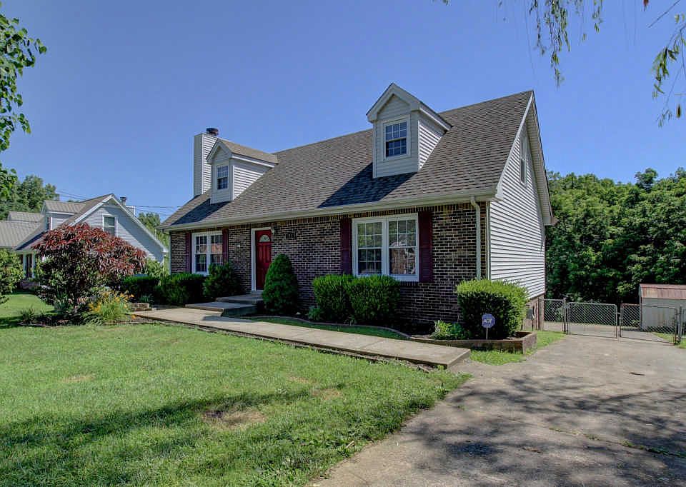 1st image of 1011 Dominion Dr