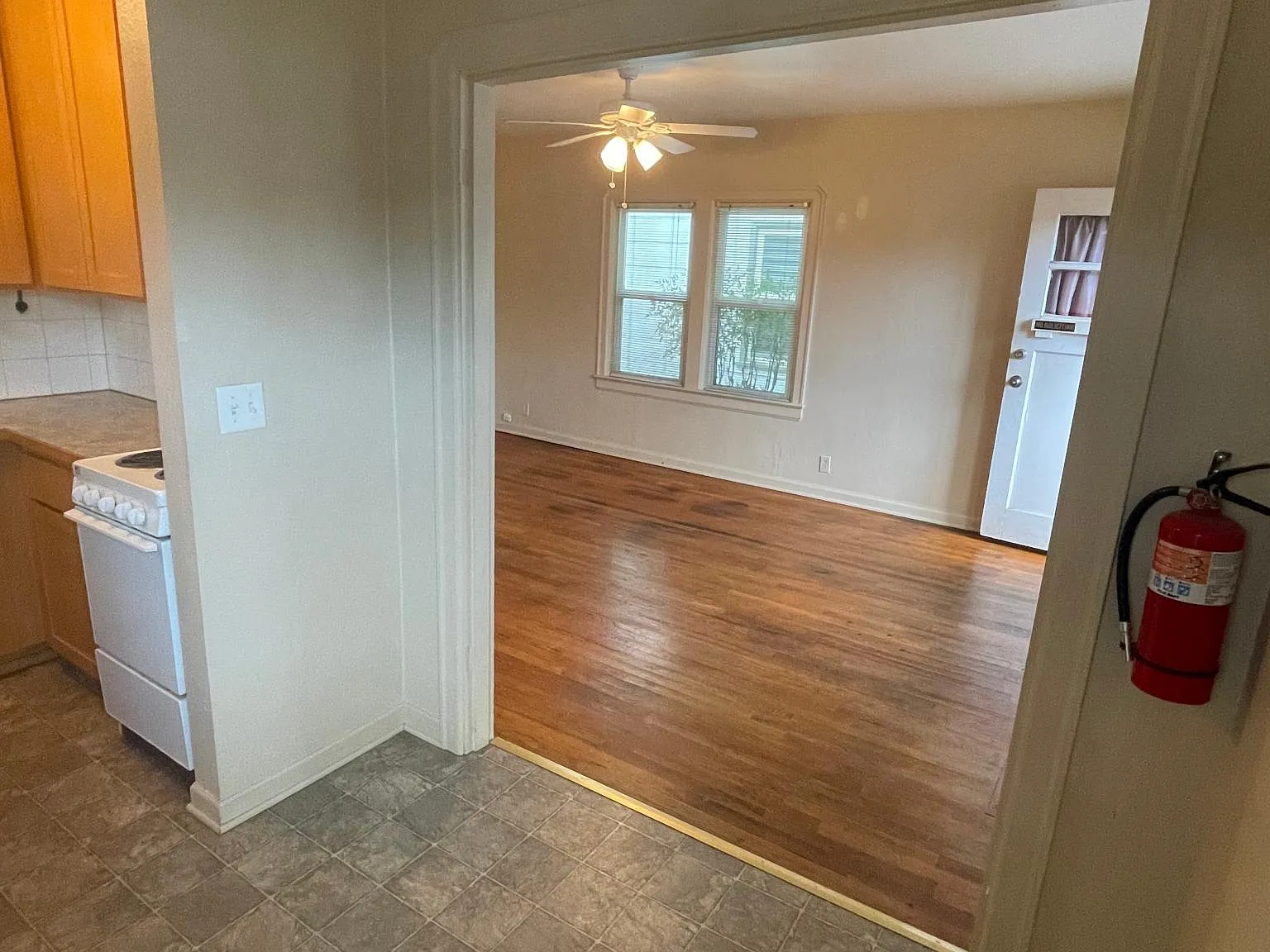 717 Cottage St NE — Photo 2