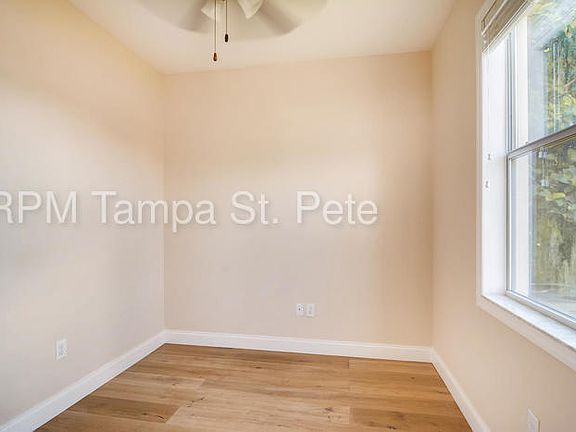5th image of 12307 Kentbrook Manor Ln