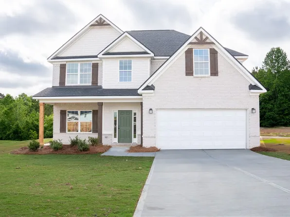 123 Quail Run Ct, Smiths Station, AL 36877