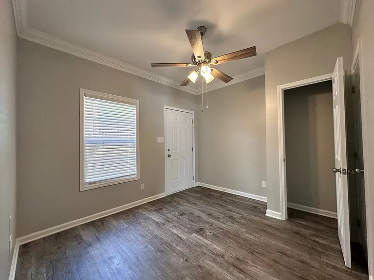 Rand Powell Apartment Homes — Photo 45