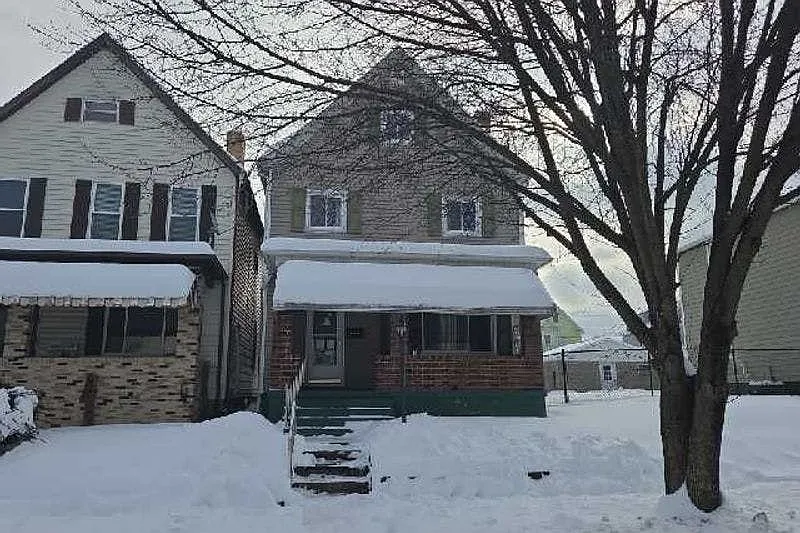 108 Hamilton Ave photo 1
