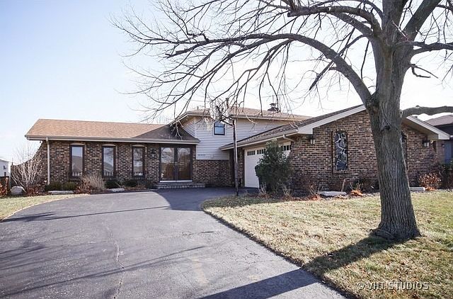 1st image of 12333 Derby Ln