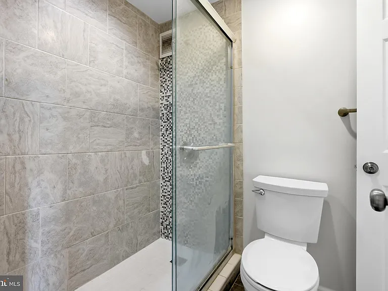 3705 S George Mason Dr #913S — Photo 16