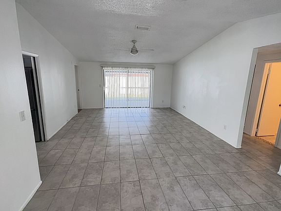 3rd image of 9505 Putney Hill Ct